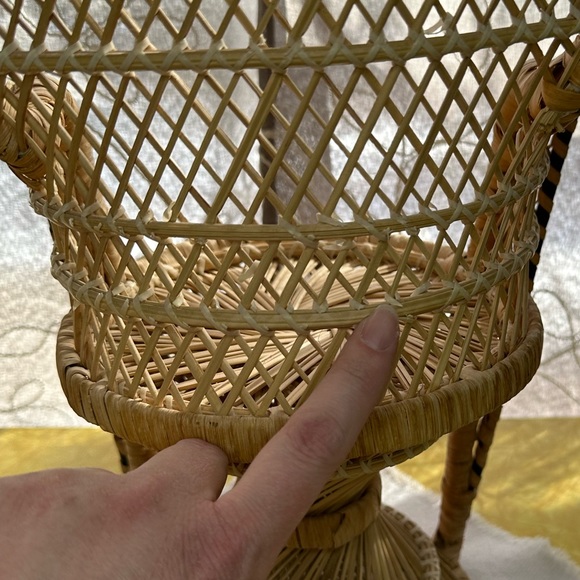 Vintage Boho Peacock Fan Chair for Doll or Plant Stand - Picture 8 of 14